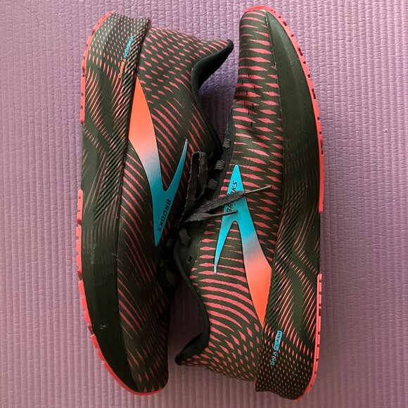 Like New Brooks Hyperion Tempo Running Shoes - Picture 1 of 4